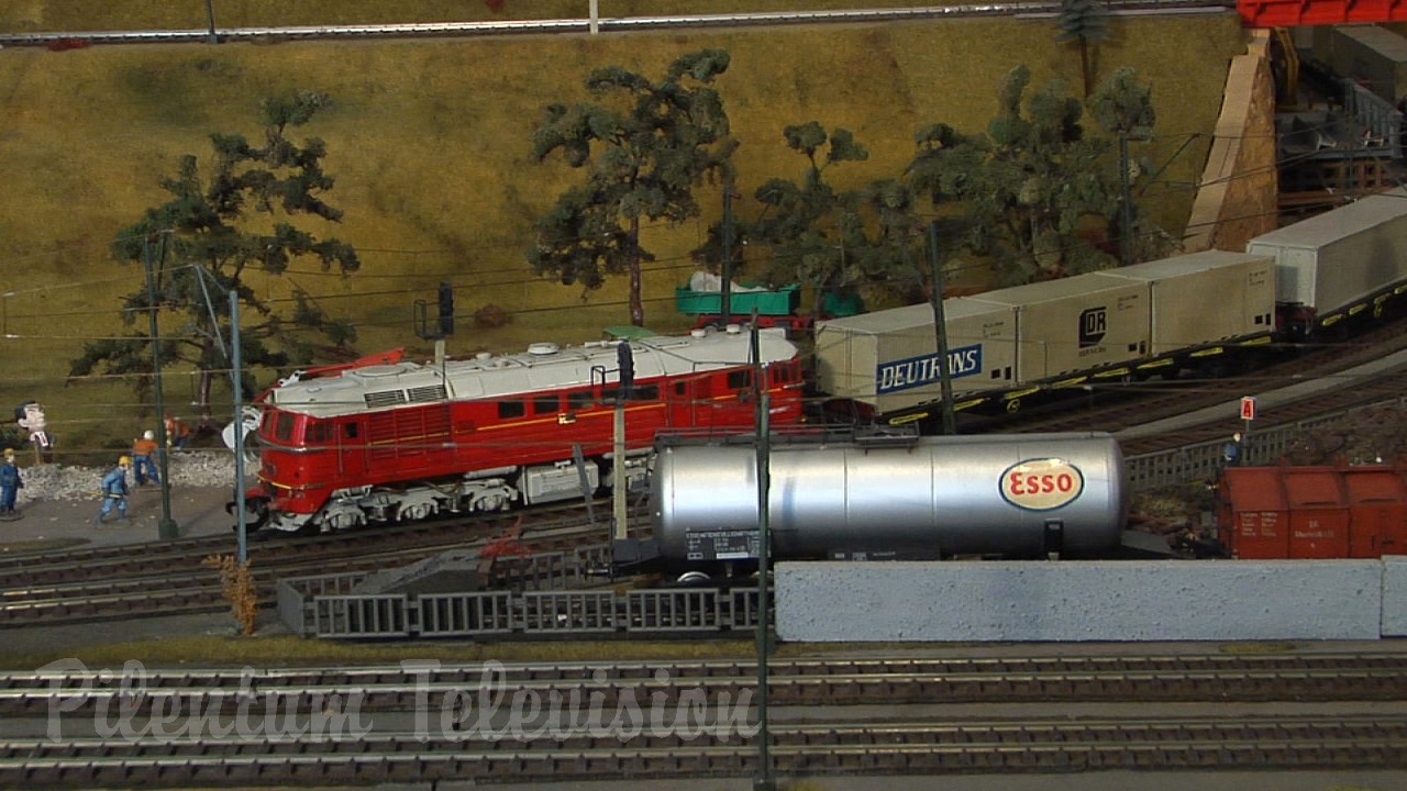 O Scale Trains at the Dresden Transport Museum by Pilentum Television