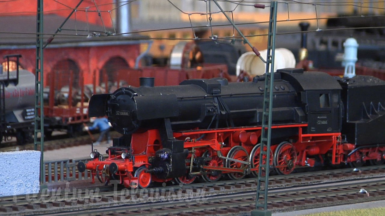 O Scale Trains at the Dresden Transport Museum by Pilentum Television