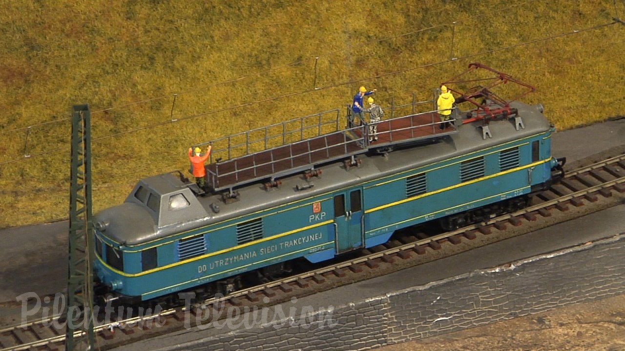 O Scale Trains at the Dresden Transport Museum by Pilentum Television