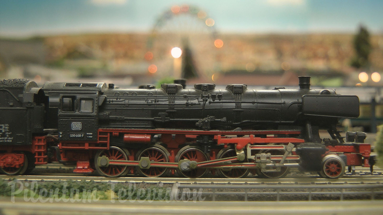 Toy Trains in N Scale - Model Railway Layout from the 1990’s - Germany