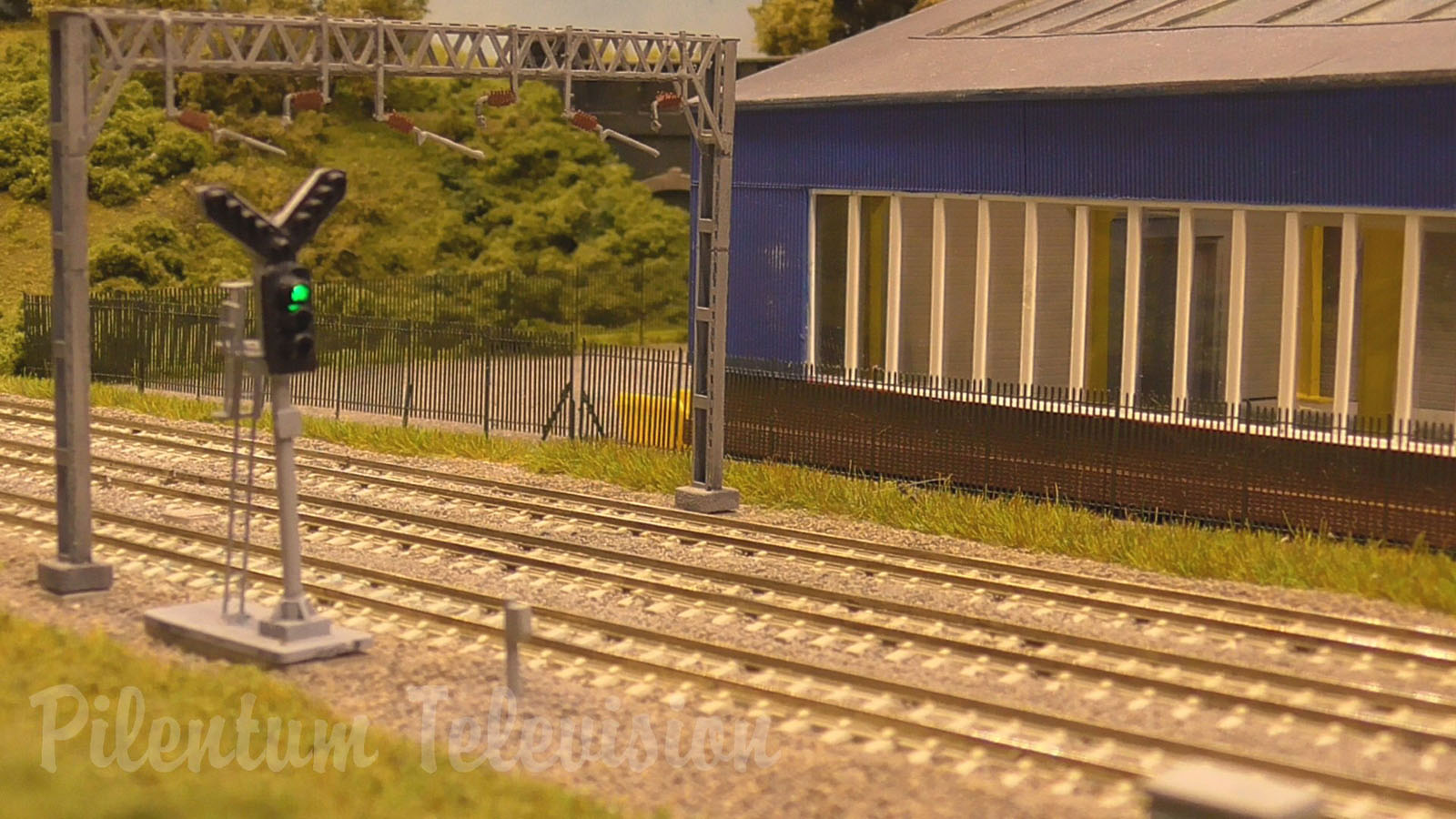 Heworth Sidings - Modular Exhibition N Gauge Model Railway Layout - Yorkshire Area Society