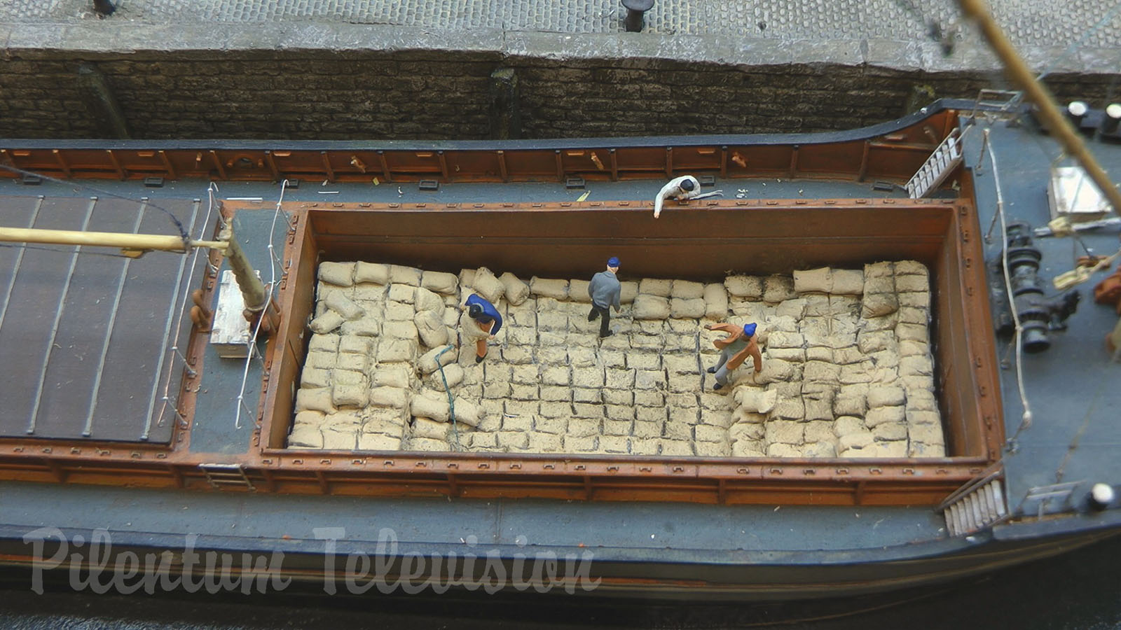 Model railroad of the old port of Antwerp - “Voorde Dok” by Samuel de Zutter and Wouter de Troyer