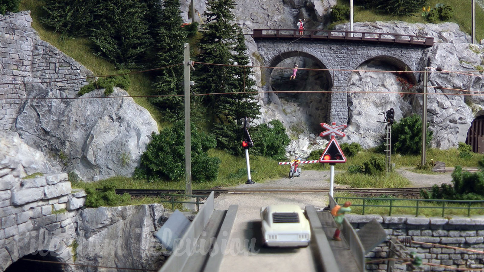 Montreux Oberland Bernois Model Railway - Model trains from Switzerland