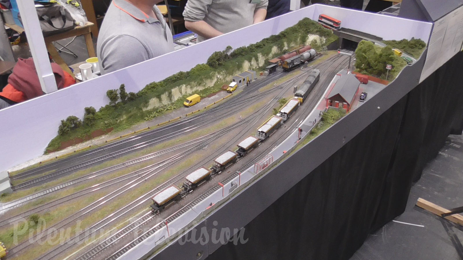 Network SouthEast (NSE) Model Railway Layout “Tidworth” in 4mm OO Scale by Ian Blackall