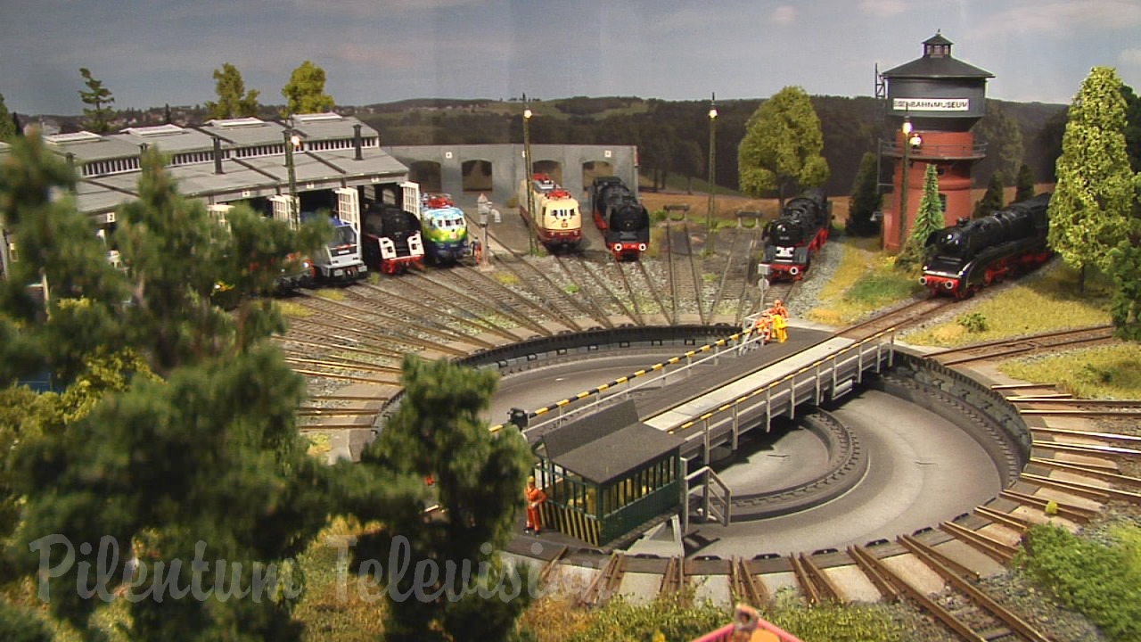 Pilentum’s World of Model Trains: Model Railroading in Germany - HO scale Railroad Layout