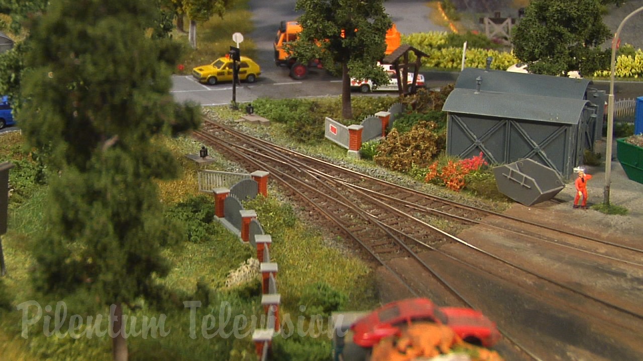 Pilentum’s World of Model Trains: Model Railroading in Germany - HO scale Railroad Layout