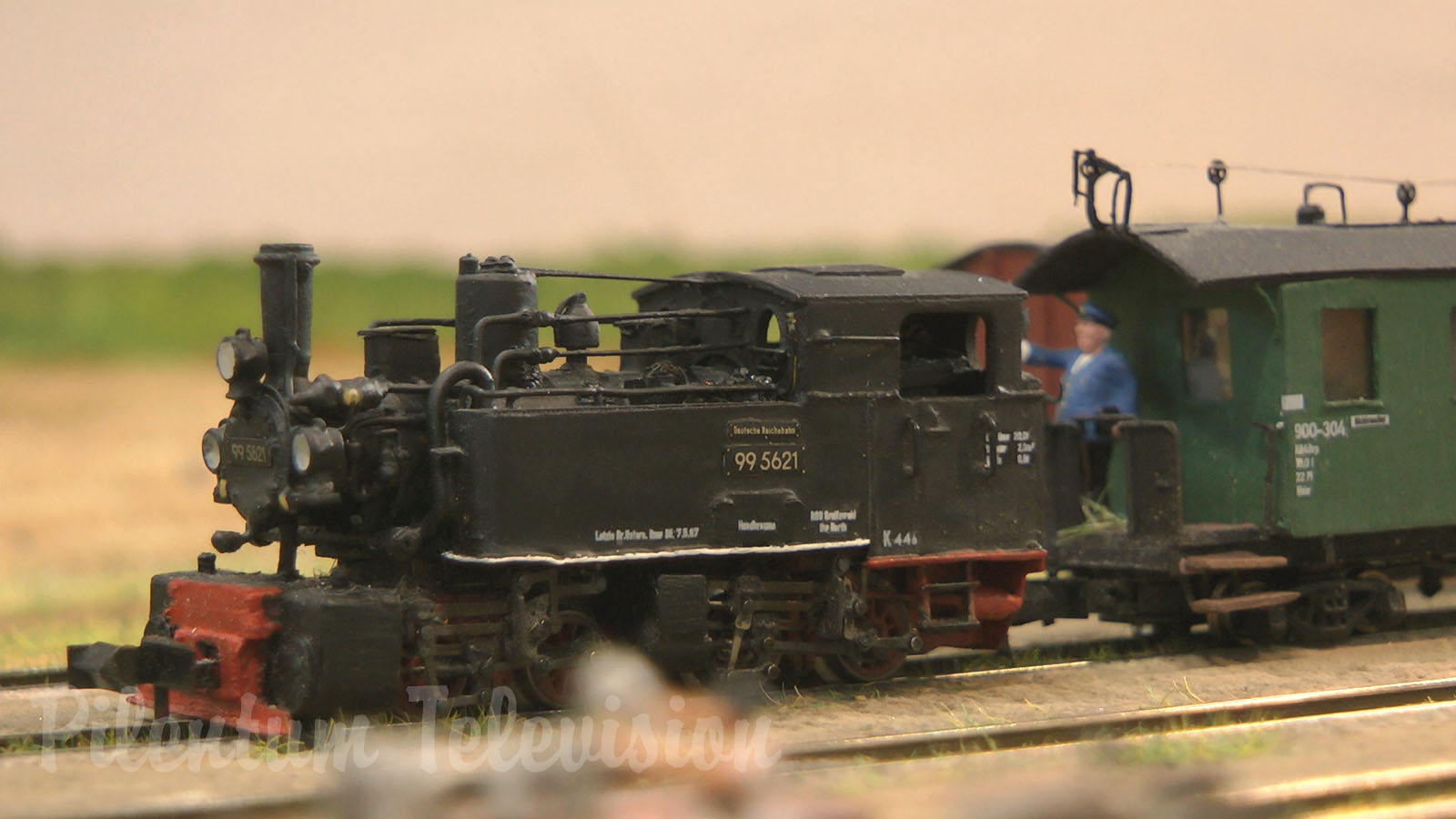 Something very rare: Model railway in TT scale with hand-built steam locomotives of Pomerania