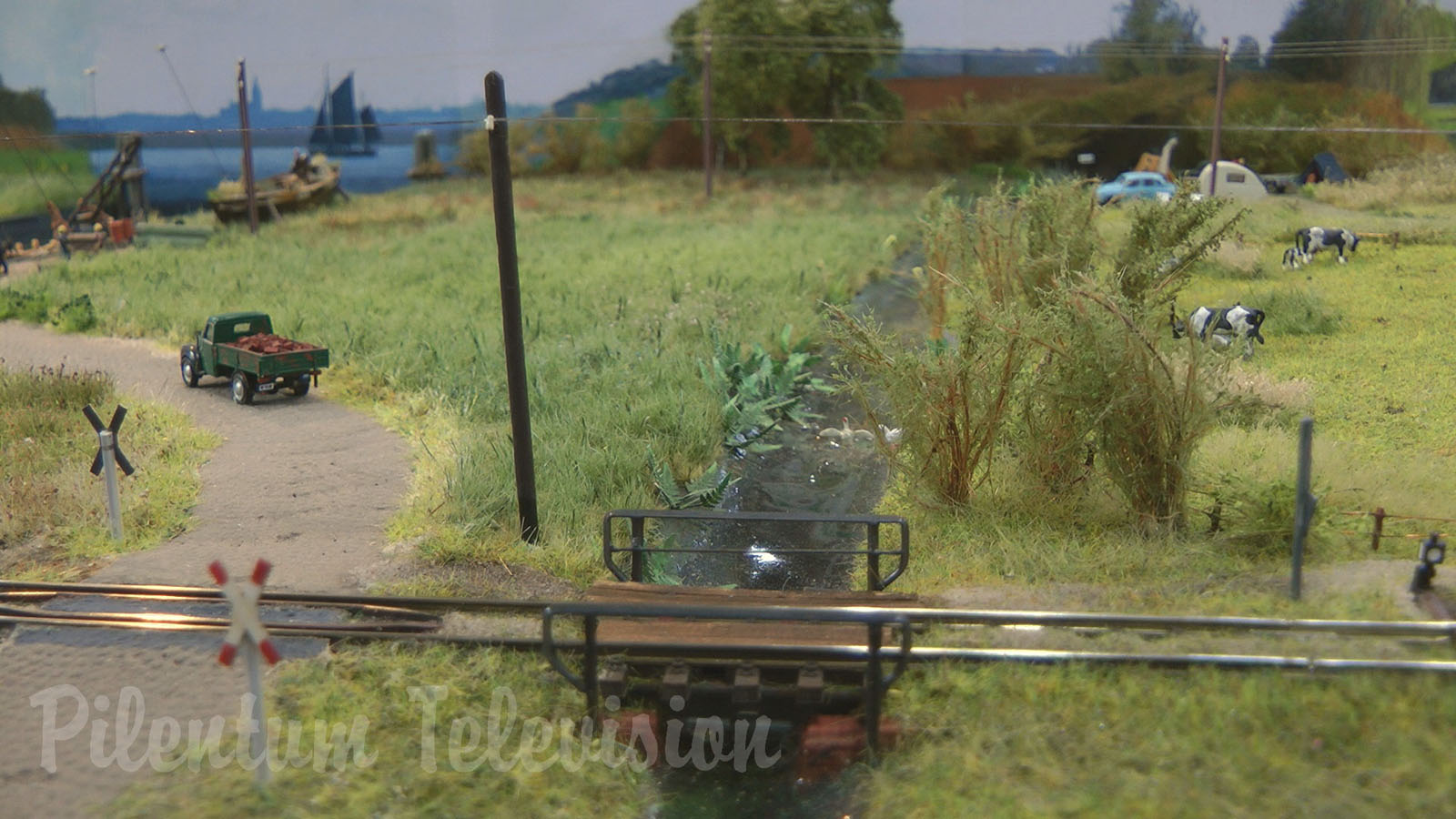 Something very rare: Model railway in TT scale with hand-built steam locomotives of Pomerania