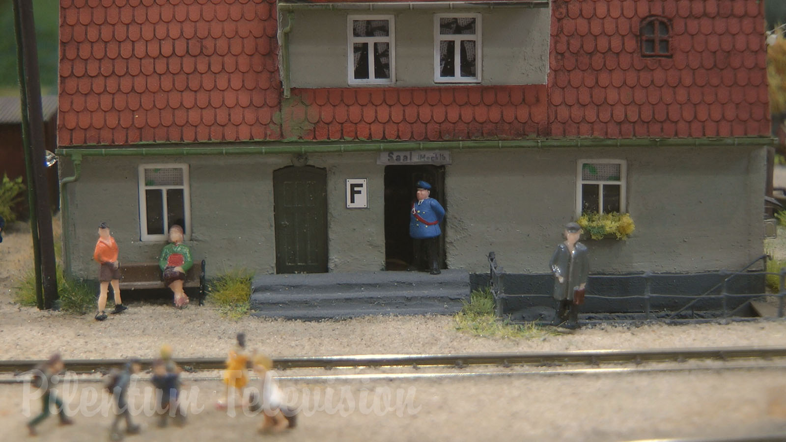 Something very rare: Model railway in TT scale with hand-built steam locomotives of Pomerania