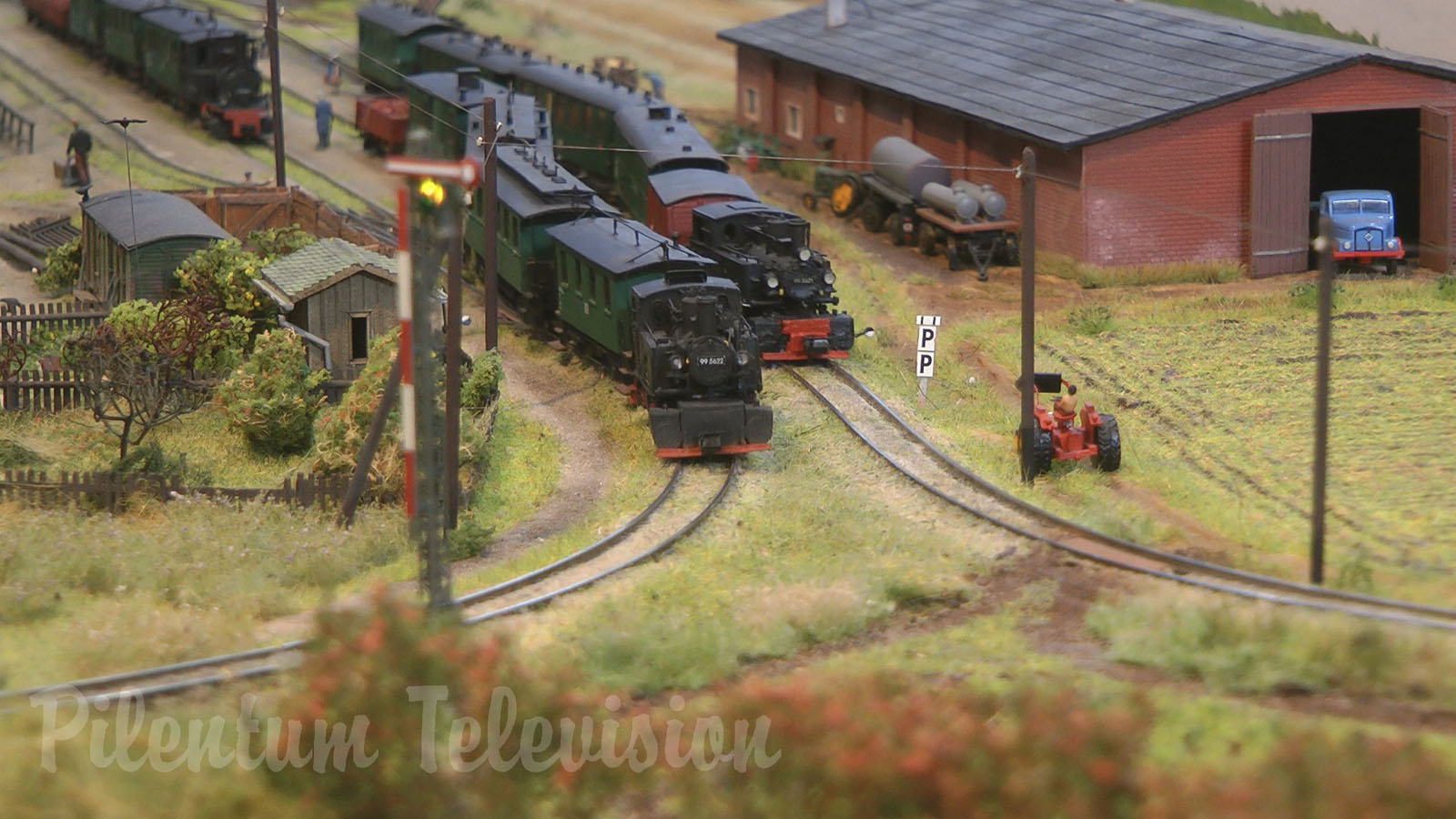 Something very rare: Model railway in TT scale with hand-built steam locomotives of Pomerania