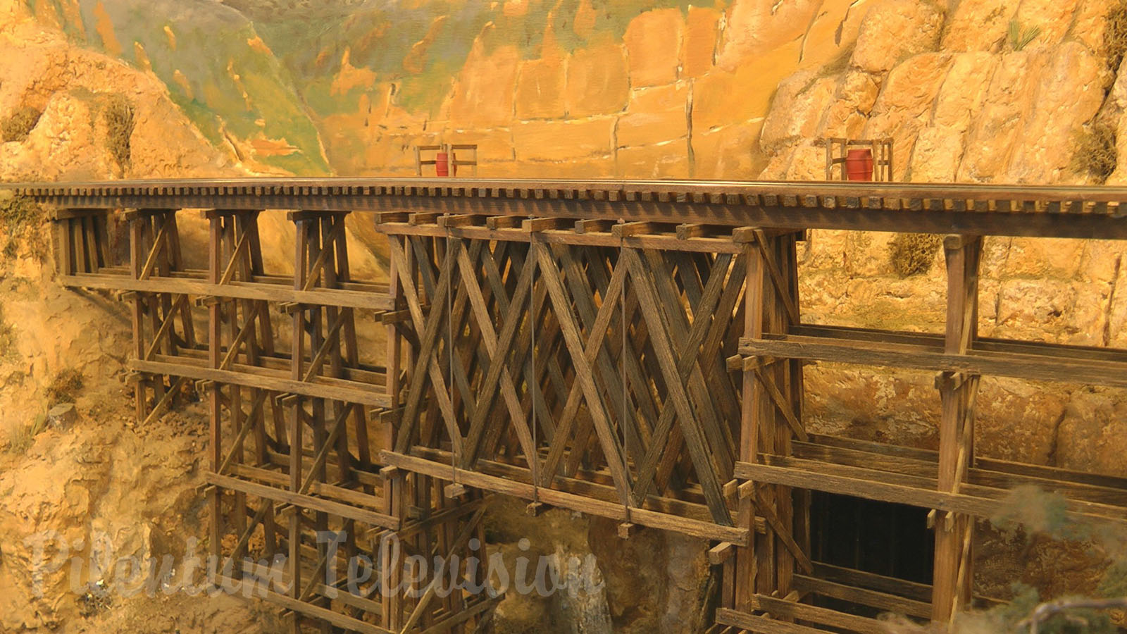 Mind Blowing on30 Scale Layout “Purgartory Peak” with Denver and Rio Grande Model Trains