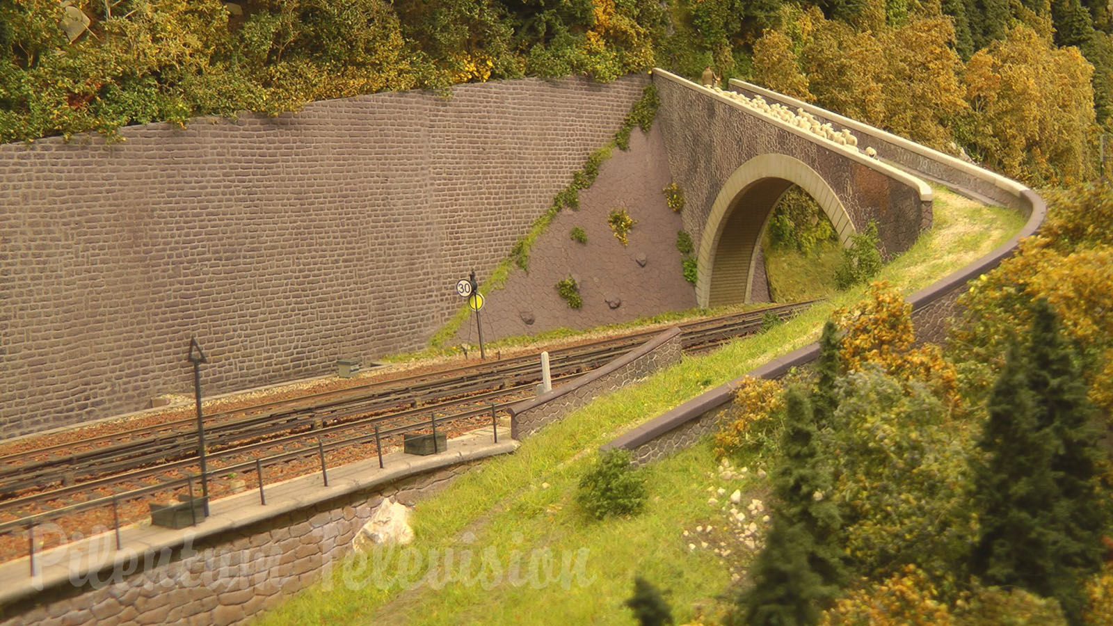 Masterpiece of model railroading from France: The model railroad layout “La Maurienne” in HO Scale