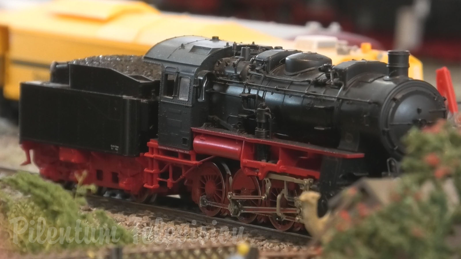 Rail Transport Modeling in Germany: A small model train exhibition in HO scale