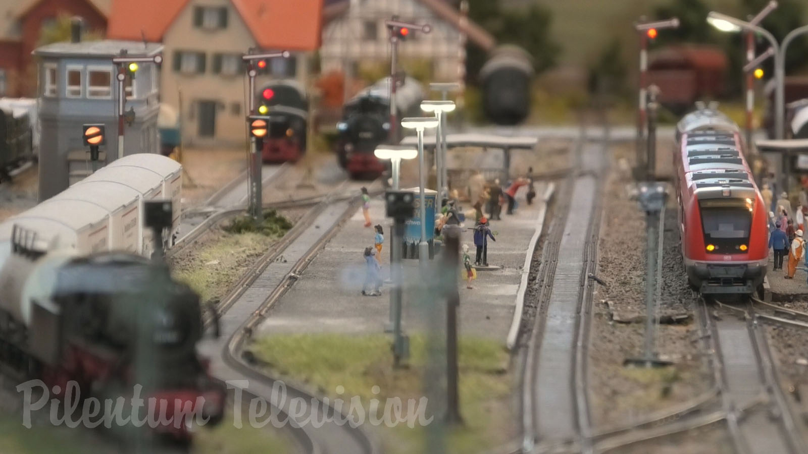 Rail Transport Modeling in Germany: A small model train exhibition in HO scale