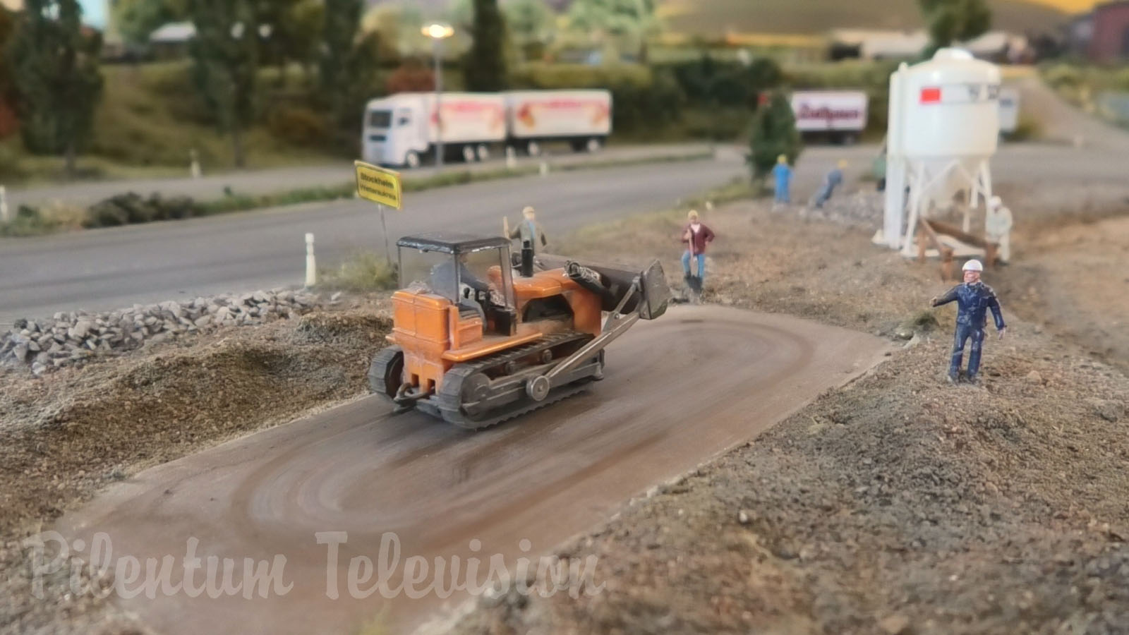 Rail Transport Modeling in Germany: A small model train exhibition in HO scale