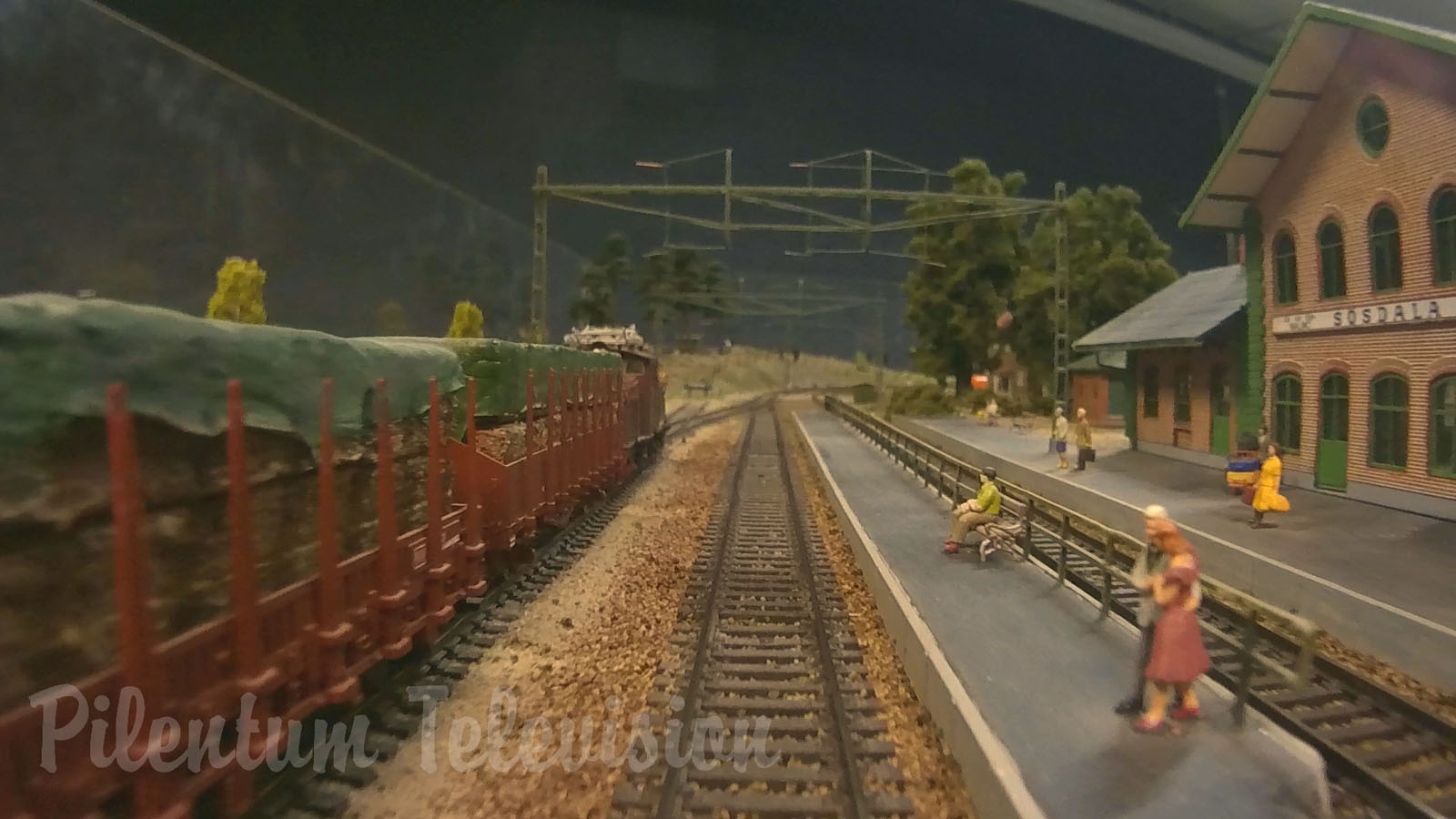 Trains and Scale Modeling - Cab Ride on the largest model railroad in Sweden