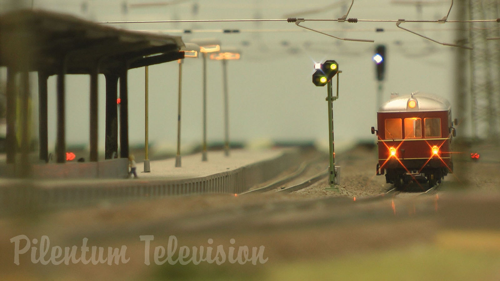 Model Trains on a branch line in a German Village - Rail Modeling in HO scale