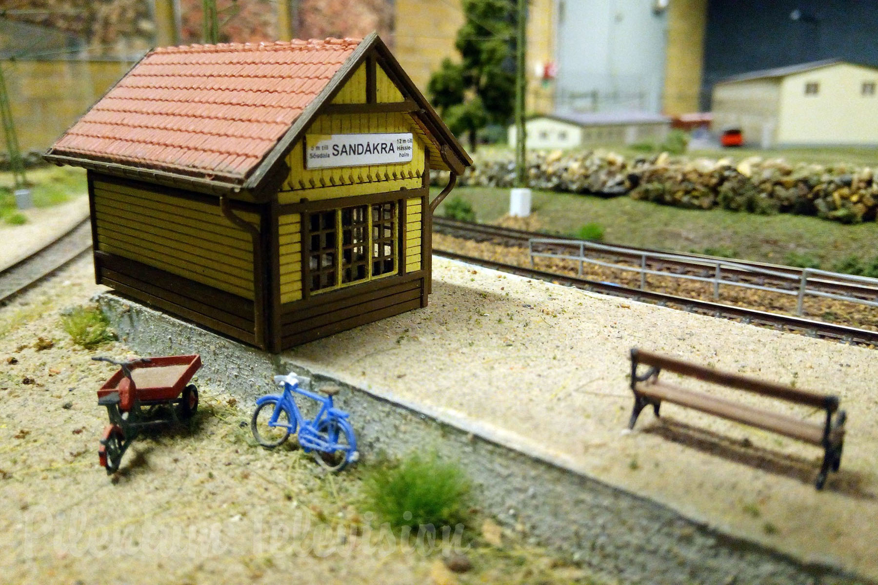 Cab Ride along Sweden’s Largest Model Railway Layout and Fiddle Yards