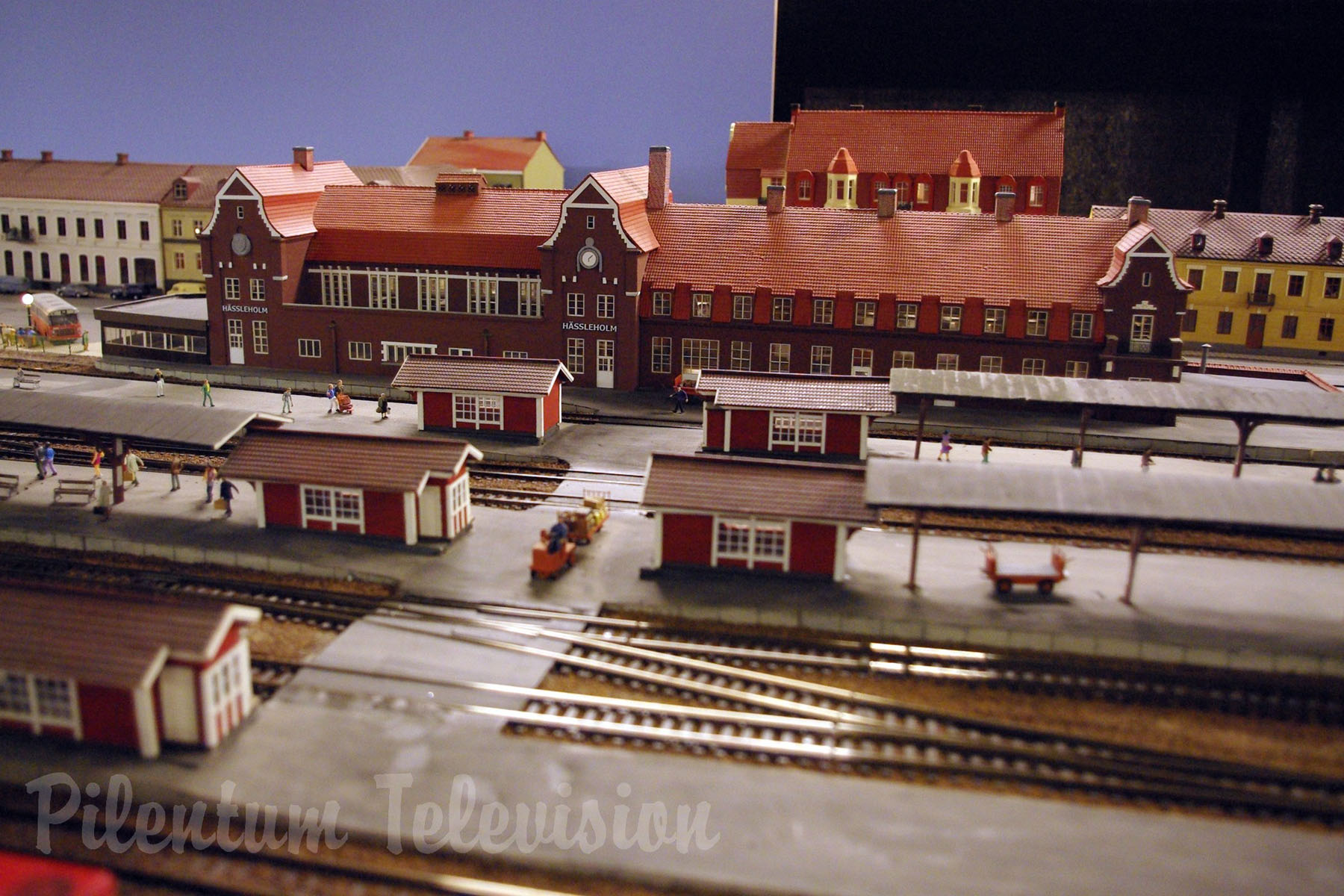 Cab Ride along Sweden’s Largest Model Railway Layout and Fiddle Yards