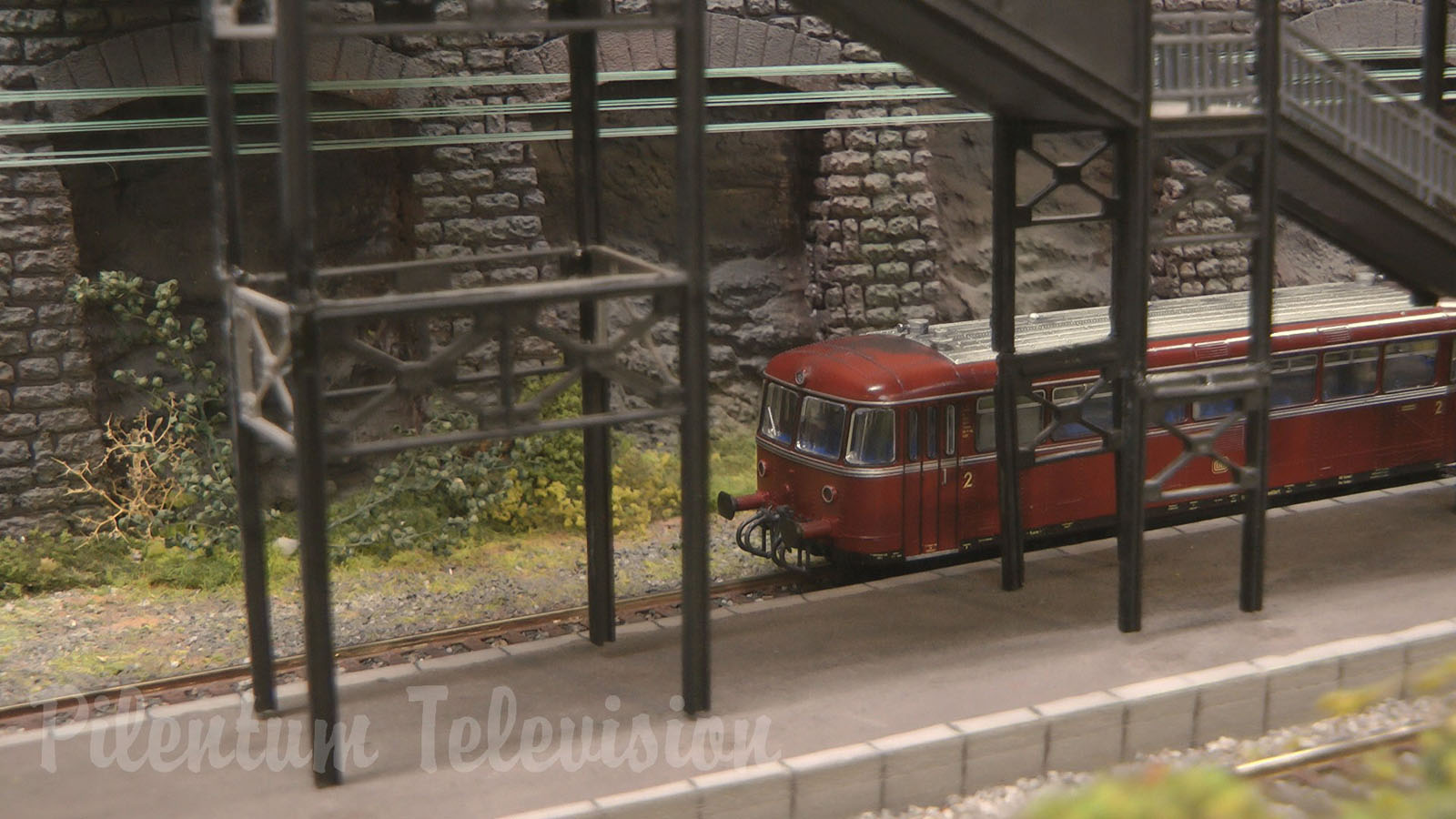 Trains in Germany: Steam locomotives and diesel-electric road-switcher locomotives in HO scale