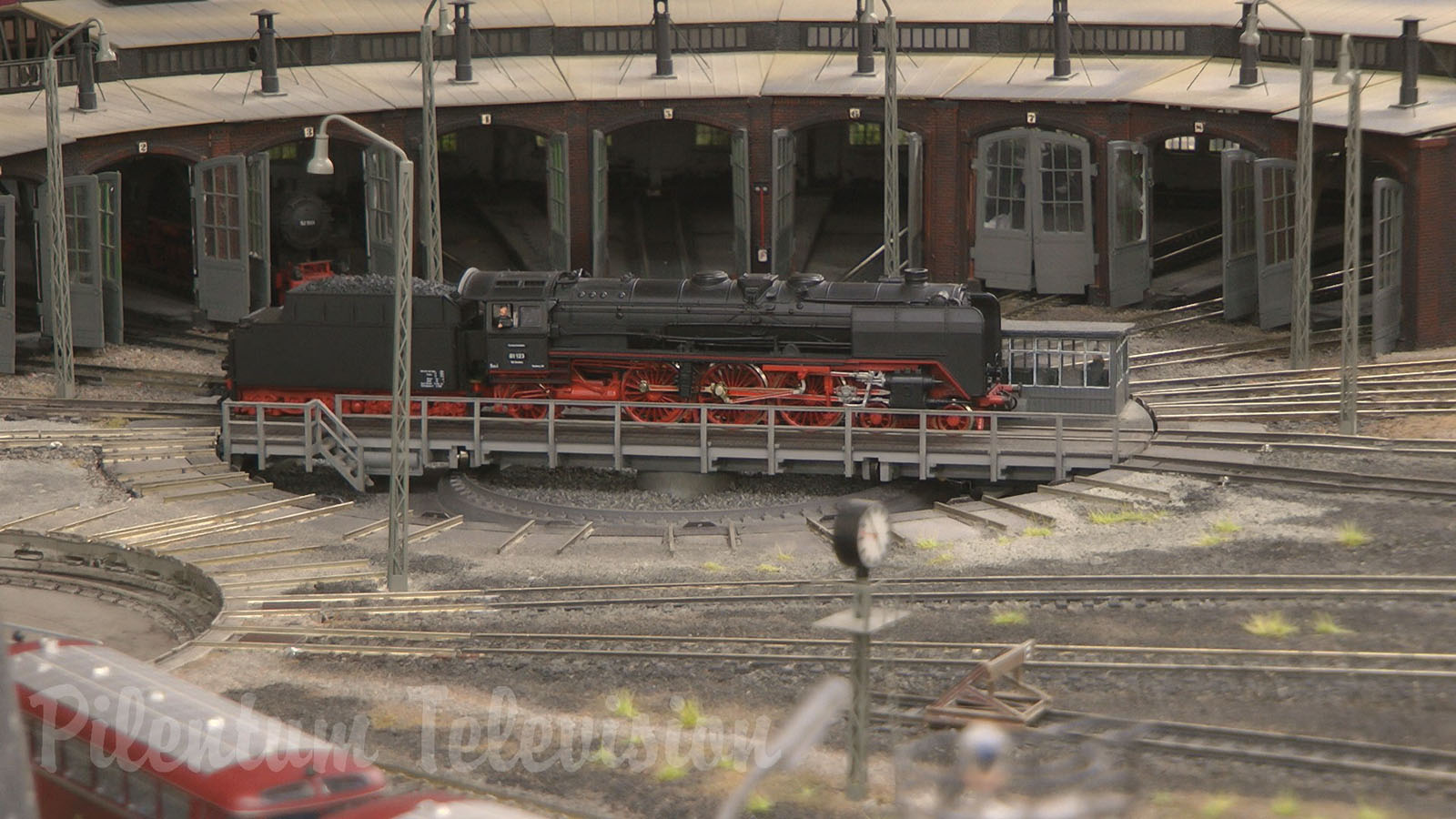 Trains in Germany: Steam locomotives and diesel-electric road-switcher locomotives in HO scale