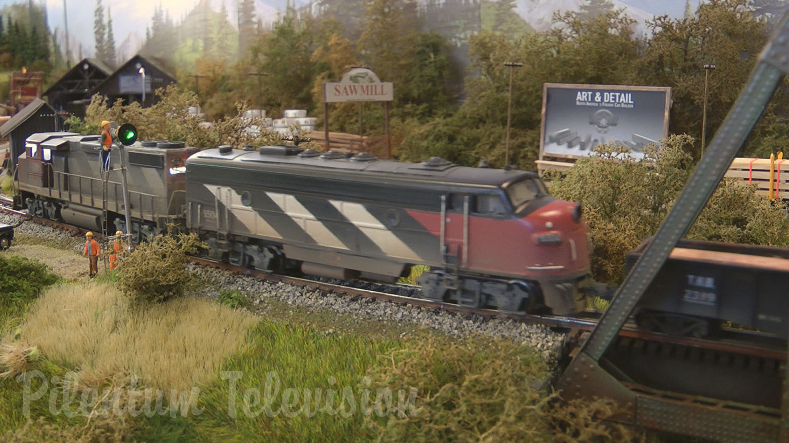 Model Trains in Canada: Locomotives of Canadian Pacific, CP Rail, SOO and Canadian National Railway