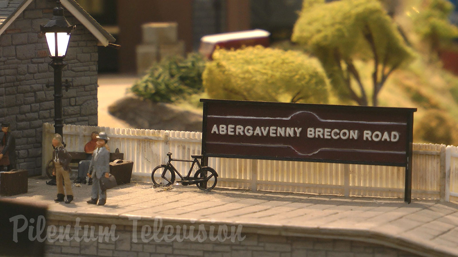 British Railway Modelling at its best: The superb “Abergavenny Brecon Road” 00 Gauge Layout at the Warley Model Railway Show