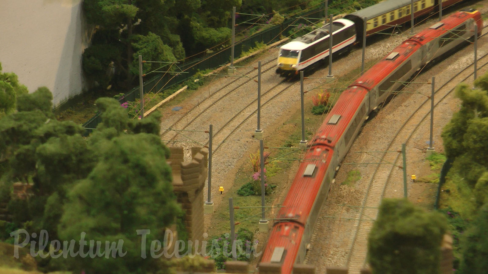 Model Railway Layout “Weaver Hill” in OO Gauge by Benjamin Brady and Richard Brady