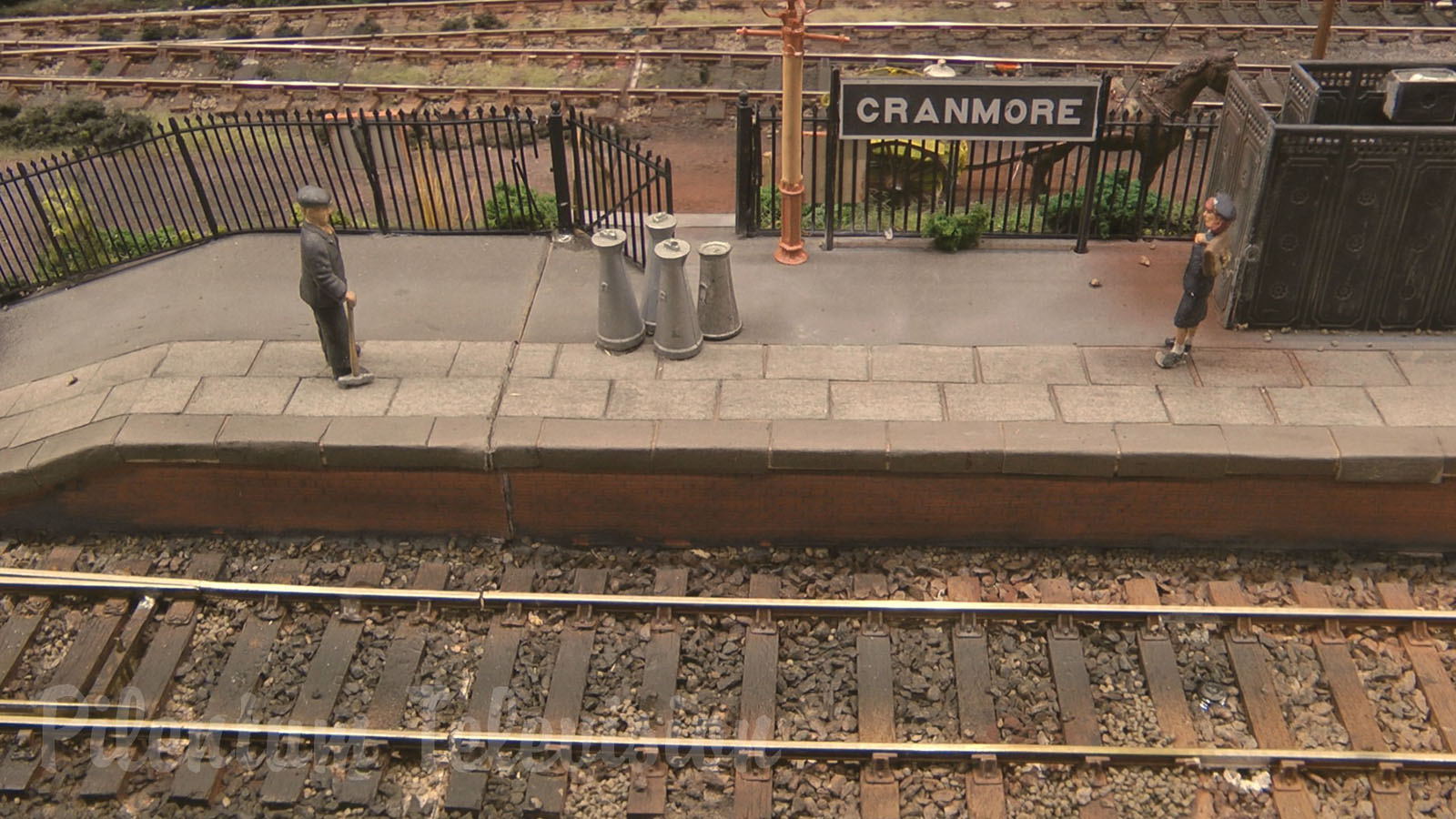 Cranmore Railway Station - Model Train Layout by Eric Mines