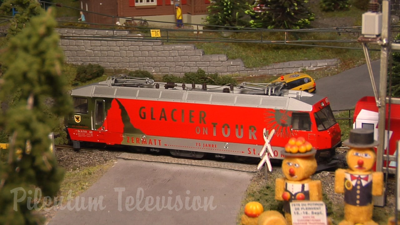 Superb Model Railway Layout of Switzerland: Model Trains of the famous Glacier Express