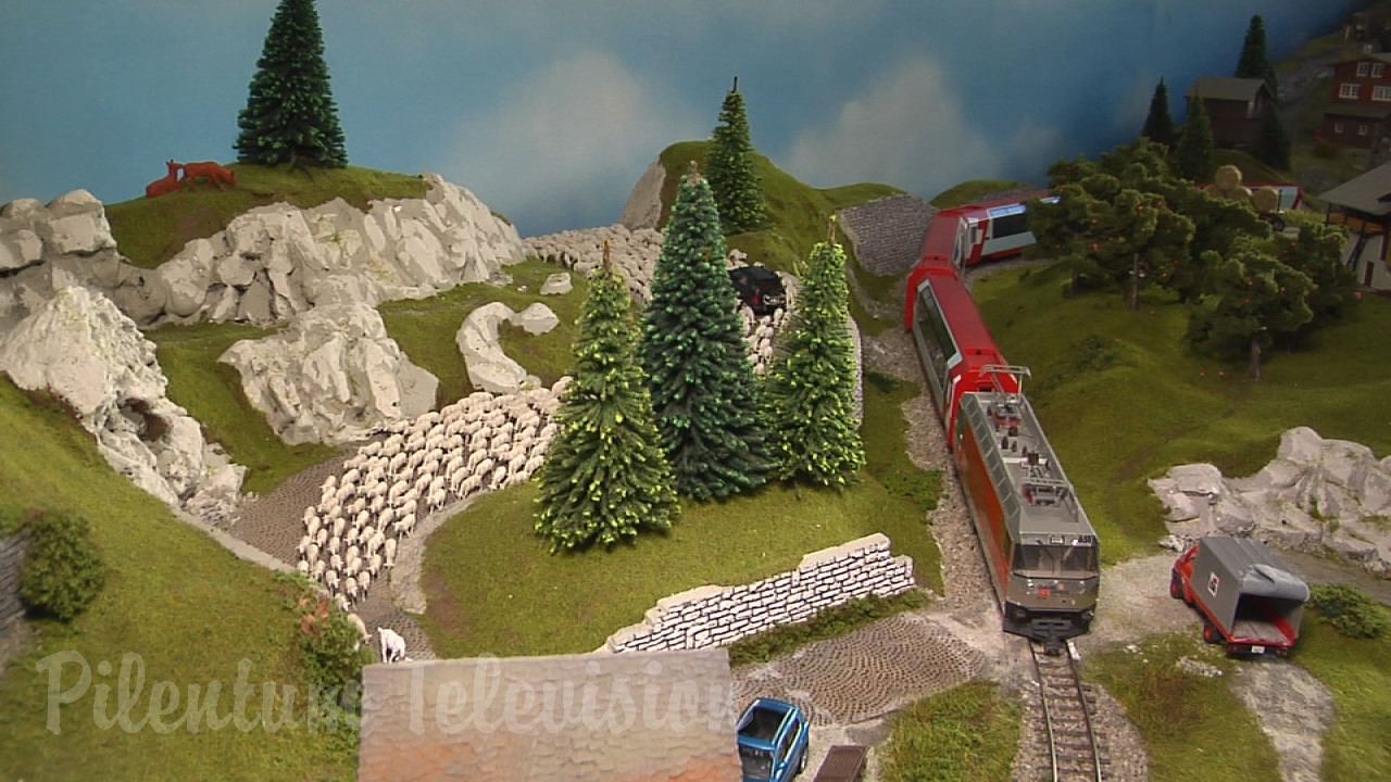 Superb Model Railway Layout of Switzerland: Model Trains of the famous Glacier Express