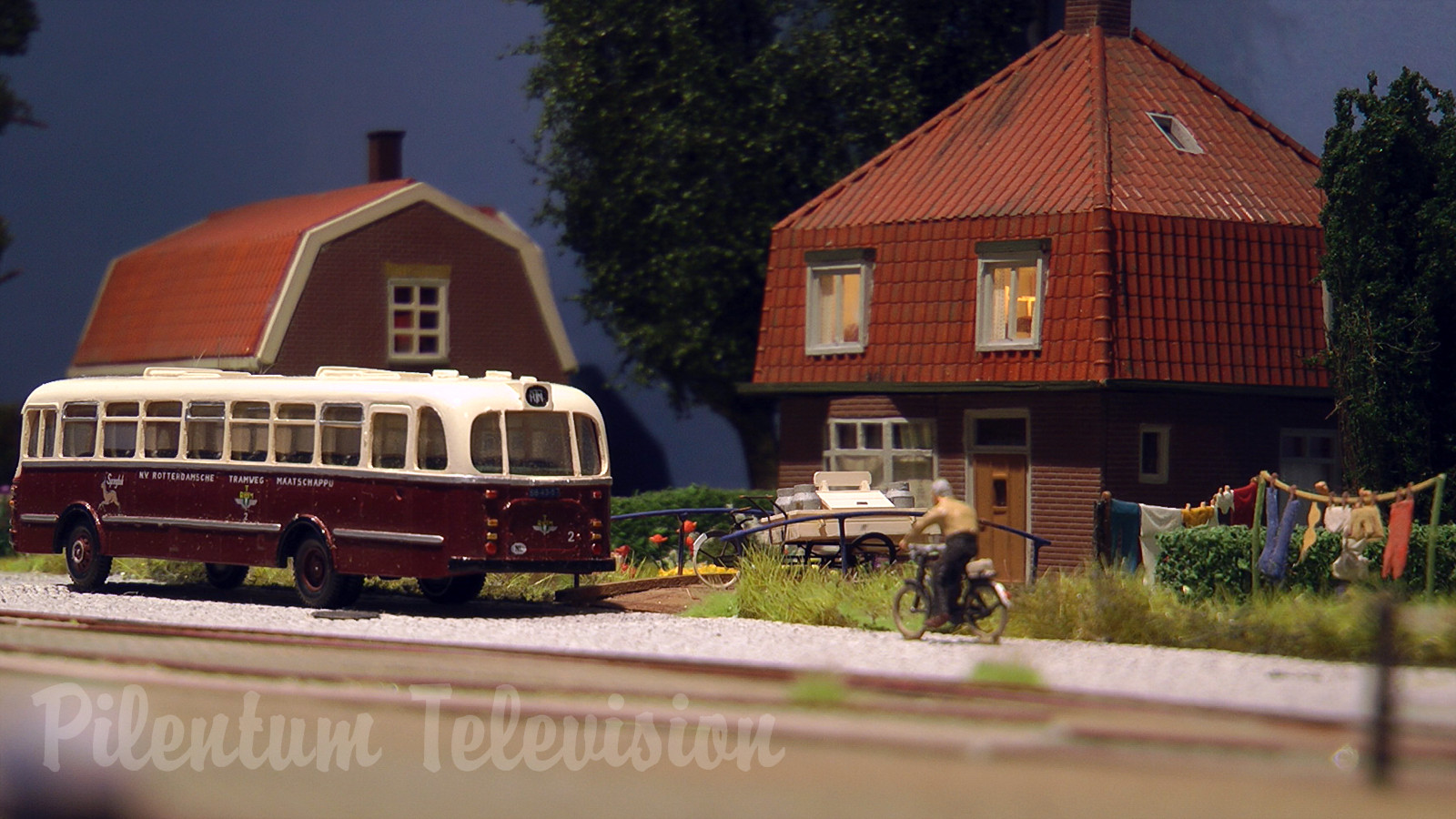 Model Railway Layout Berkeldam - A Dutch masterpiece of model railroading by Paul Roodbol