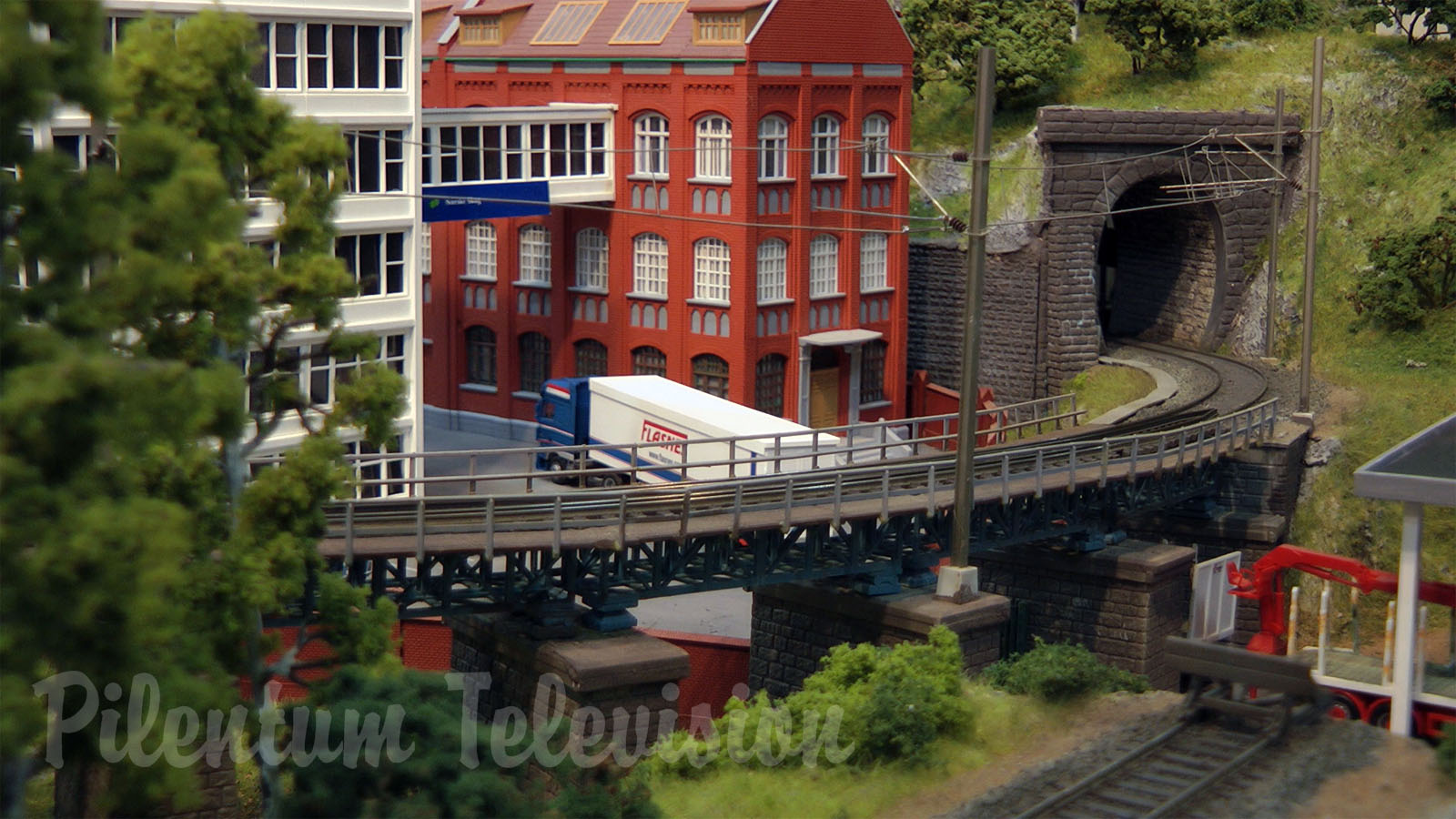 Model Train Layout of Hønefoss Railway Station by Norsk Modelljernbane