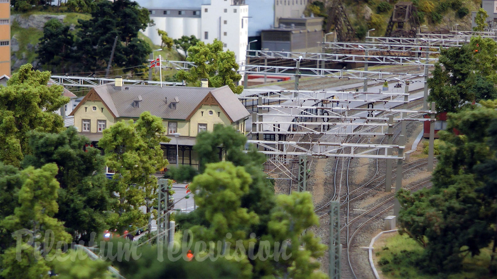 Model Train Layout of Hønefoss Railway Station by Norsk Modelljernbane